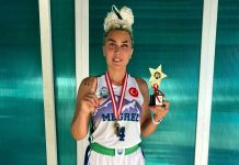 50’lik basketbol kraliçesi turnuvaya damga vurdu!