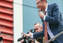 CHP lideri Özel, ‘bedelli’ sözlerine açıklık getirdi