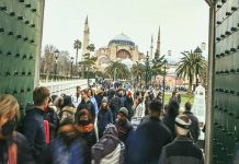 Türkiye yılın ilk 4 ayında 12 milyon 678 bin 959 ziyaretçiyi ağırladı