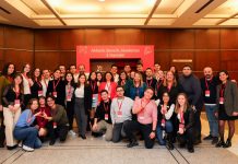 Akbank Gençlik Akademisi Gençlerin Enerjisiyle Büyüyor