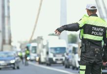 Trafik denetimlerinde 466 bin 170 araç ve sürücüye işlem uygulandı