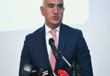 Turizmde yılsonu ziyaretçi hedefi 61 milyona çıktı