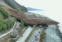Artvin’de heyelan: Karadeniz Sahil Yolu ulaşıma kapandı