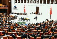 Ticaret Bakanlığı ile Hazine ve Maliye Bakanlığı bütçeleri kabul edildi
